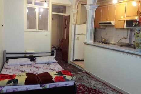 آپارتمان تکخواب مبله 104 در همدان