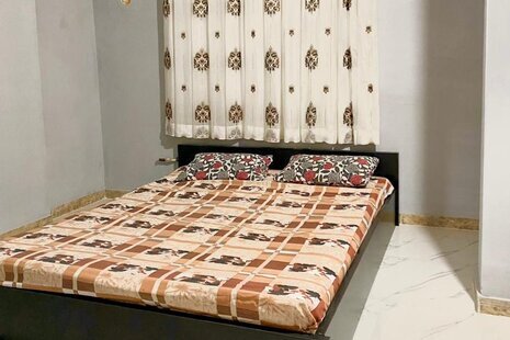 واحد دوخواب در طبقه همکف ویلای فرح آباد