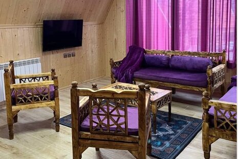 کلبه سوئیسی مبله دوخواب بنفش در پل سفید