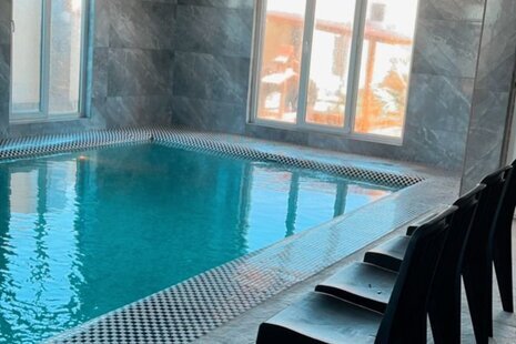 ویلا مبله تریپلکس استخردار چهار خواب در رودهن