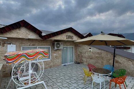 واحد در طبقه سوم ویلا رامسر