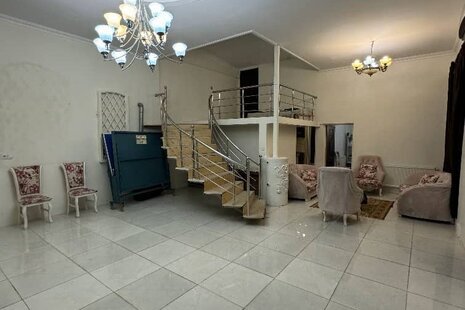 ویلا تریپلکس استخردار 4 خواب نگین سبز در کردان