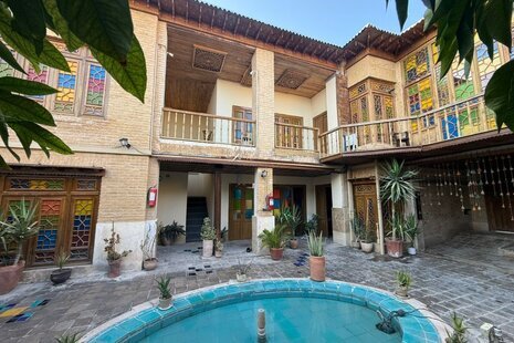 اتاق شماره 5 در اقامتگاه بومگردی شیراز