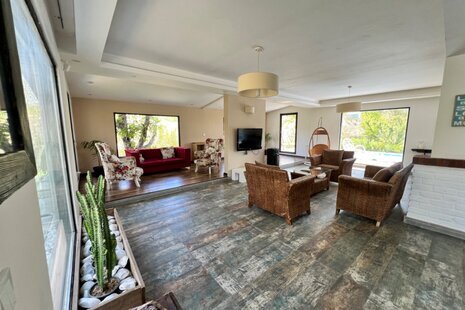 ویلا دوبلکس استخردار 3 خواب در چهارباغ