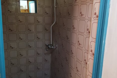 اتاق خانم دوستی بومگردی در شیراز