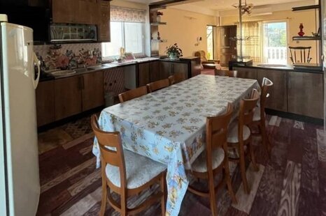 واحد مبله تکخواب گیل ماه در طبقه اول ویلا رودسر