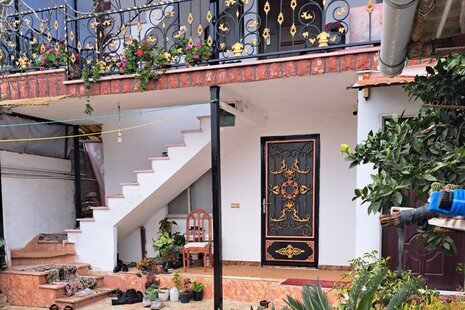 واحد در طبقه سوم ویلا رامسر