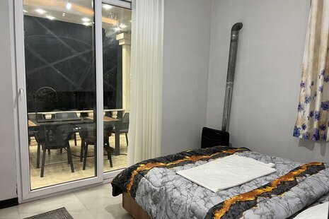 ویلا استخر آبگرم دوخواب ارغوان در چهارباغ