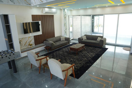 ویلا دوبلکس استخردار مبله سه خواب نارون در چهارباغ