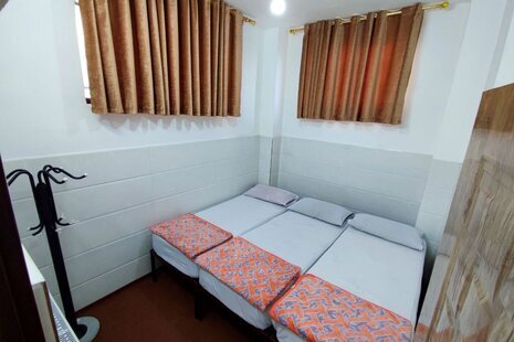 واحد تکخواب آنا در قم(101)