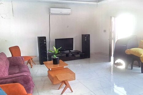 باغ ویلا استخردار دوخواب مبله در شهریار