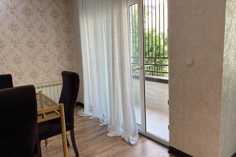 آپارتمان مبله سه خواب مانلی در همدان