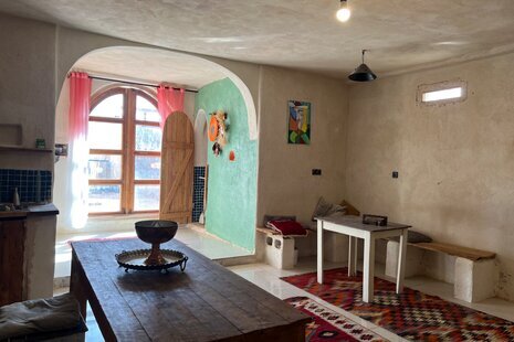 واحد مبله دوخواب طبقه همکف خانه لیل ماه در هرمز قشم