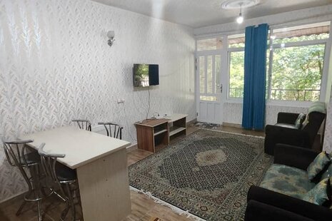 واحد جنگلی لب رودخانه در طبقه همکف ویلا در روستای شالما
