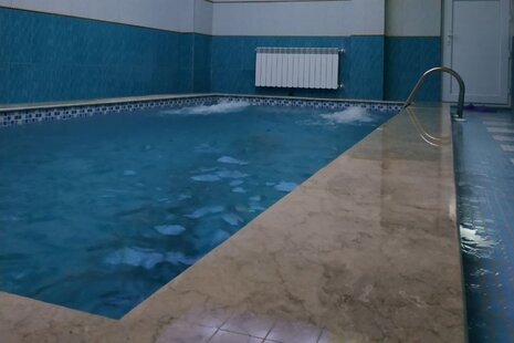 واحد استخردار طبقه همکف ویلا گلستان 3 در رامسر