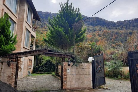 واحد مبله دوخواب در طبقه اول ویلا در چالوس