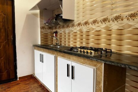 واحد مبله دوخواب در طبقه دوم ویلا اسالم