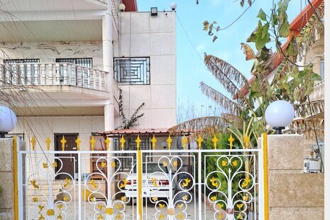 واحد استخردار در طبقه همکف ویلا محمودآباد