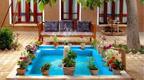 اتاق گوشواره دراقامتگاه بومگردی در فارس