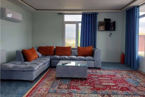 کلبه مبله تکخواب لاکچری در دهکده تفریحی چادگان