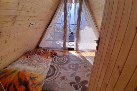 کلبه سوئیسی دوبلکس استخردار دوخواب در زیرآب