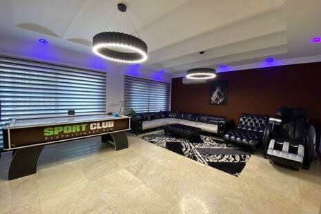 ویلا استخر دار تریپلکس سه خواب سوپر لاکچری در کیش