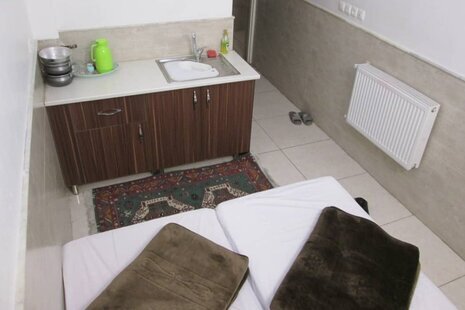 اتاق دو نفره در مهمانپذیر قم