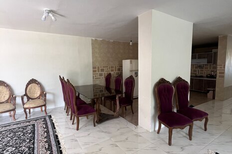 ویلا دو خواب مبله در باغ بهادران