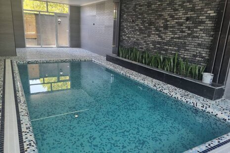 ویلا دوبلکس استخردار چهارخواب لوتوس در چهارباغ