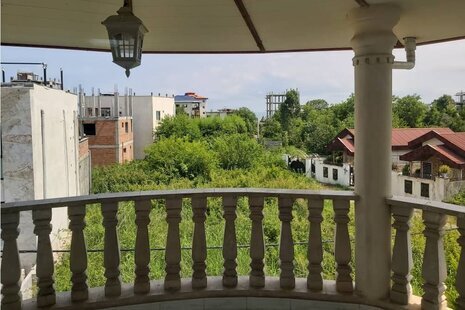 واحد دوخواب در طبقه دوم ویلا صالحی در چالوس