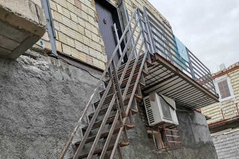 سوئیت ساحلی دریادلان 1 در بندرعباس