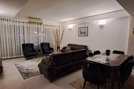 آپارتمان تکخواب مبله ساحلی در کیش