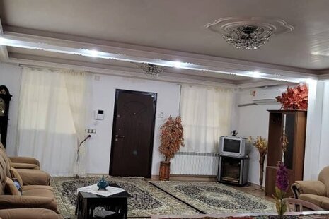 واحد مبله دوخواب در طبقه همکف ویلا شمشاد در ماسال
