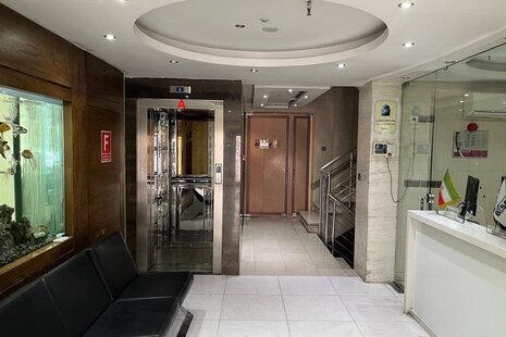 واحد 202 تکخواب لاولی روم (با صبحانه) در هتل آپارتمان اصفهان