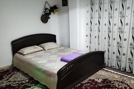 واحد مبله تکخواب طبقه اول ویلا یونس در اسالم