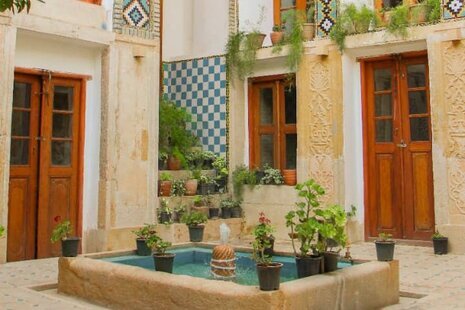 اتاق شاباجی در بومگردی شیراز