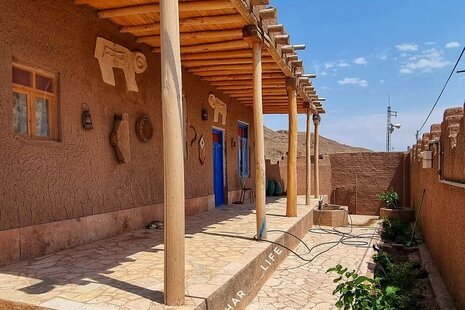 واحد تکخواب سلما در اقامتگاه بومگردی جلفا