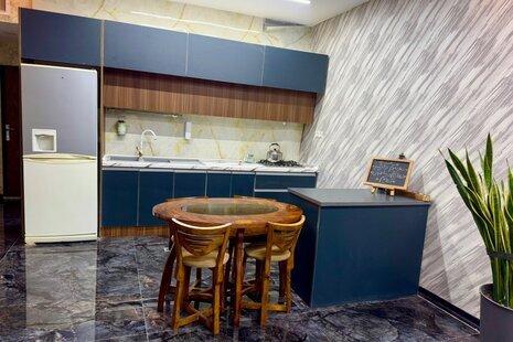 ویلا استخردار آبگرم سرپوشیده دوخواب لیلیوم در چهارباغ