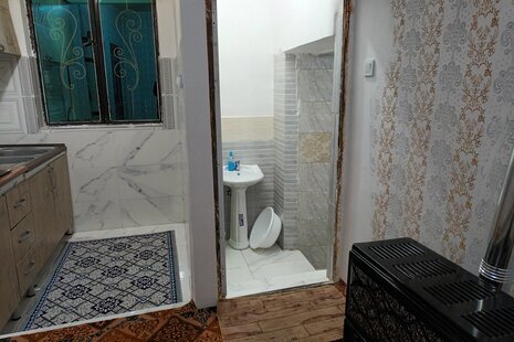 سوئیت لب رودخانه در شفت