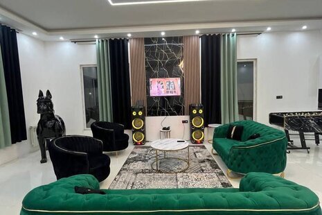 ویلا استخردار سه خواب دانژه در چهارباغ