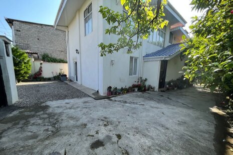 واحد تکخواب ساحلی در طبقه همکف ویلای شیرود