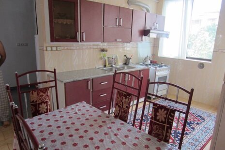 واحد سه خواب در طبقه همکف ویلا در رحیم آباد