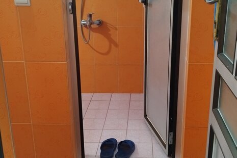 واحد مبله تکخواب طبقه اول ویلا یونس در اسالم