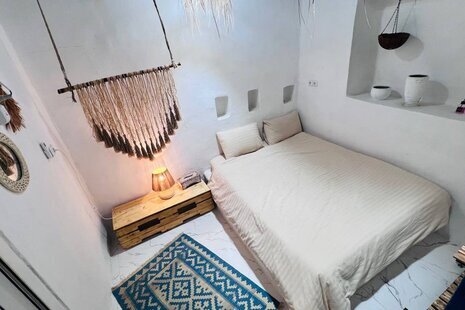 ویلا سنتی استخردار  چهارخواب در قشم