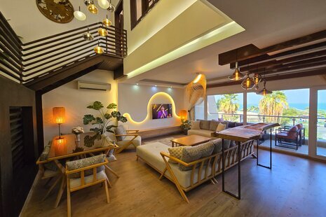 ویلا دوبلکس مبله سه خواب ساحلی تیفانی در کیش