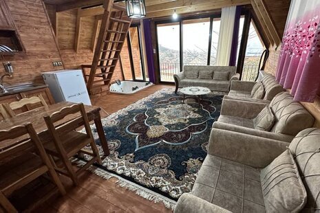 کلبه سوئیسی دوخواب الماس شمال در شیرگاه