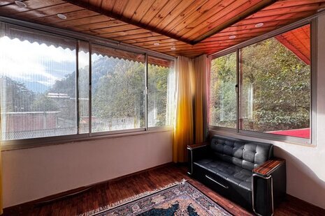 واحد مبله دوخواب در طبقه دوم ویلا اسالم