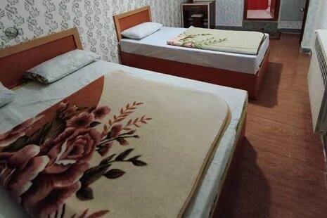 واحد تکخواب 4 نفره نگین در هتل آپارتمان سرعین