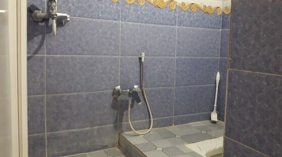 منزل همکف نقلی و تمیز با پارکینگ اختصاصی