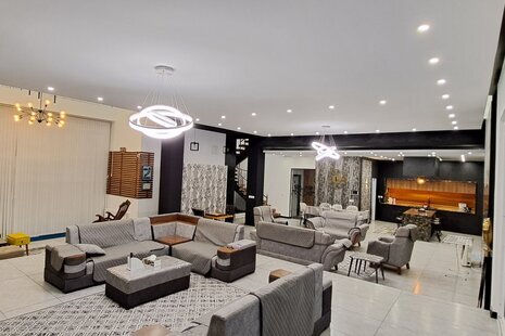 ویلا استخردار تریپلکس 4 خواب رضوان در نور